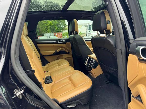 2017 PORSCHE CAYENNE E-Hybrid