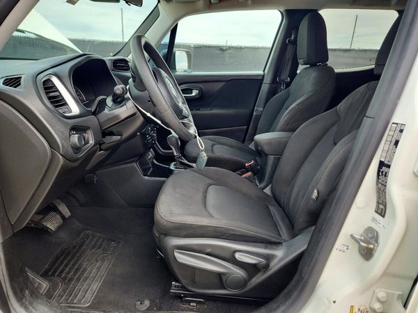 2019 JEEP RENEGADE Sport — DENT