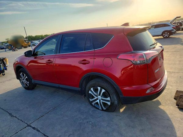 2017 TOYOTA RAV4 LE