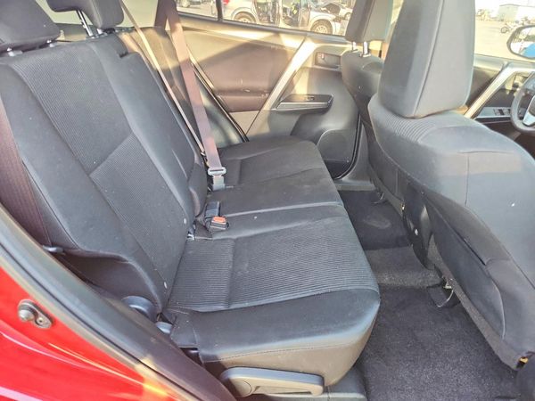 2017 TOYOTA RAV4 LE