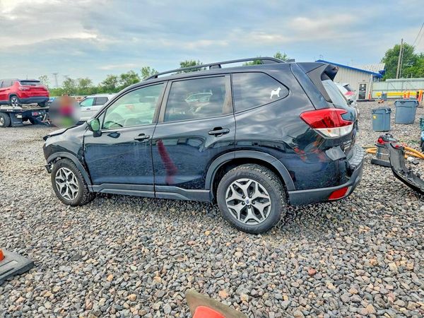 2020 SUBARU FORESTER