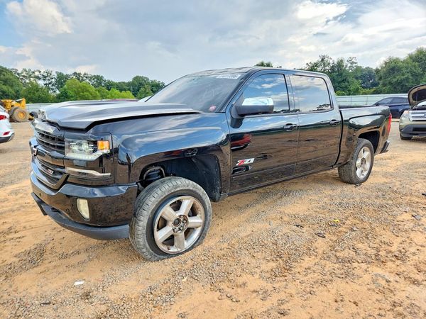 2018 CHEVROLET SILVERADO — DSFA — Front 3/4