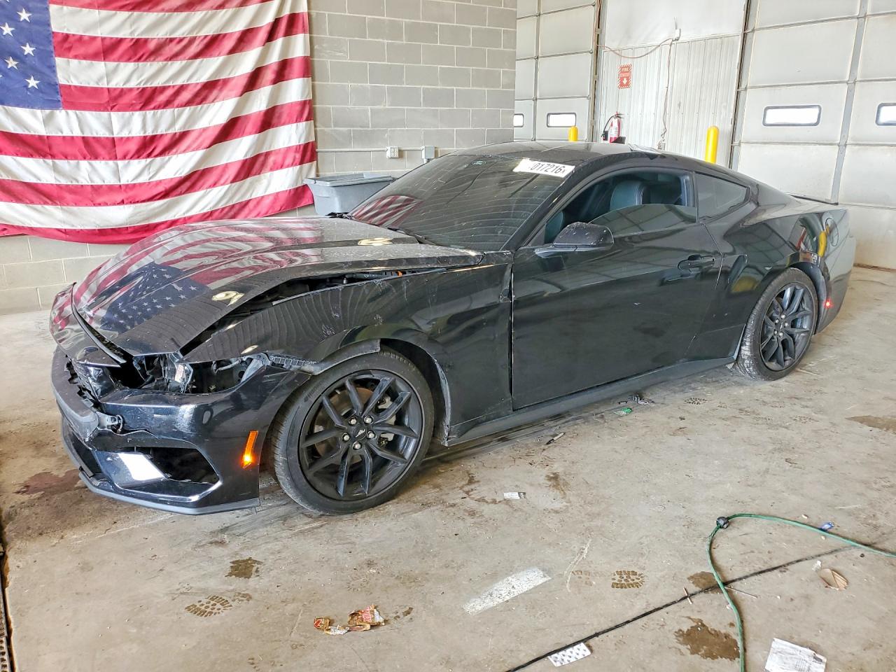 2025 FORD MUSTANG
