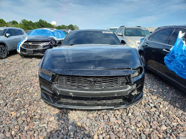 2025 FORD MUSTANG