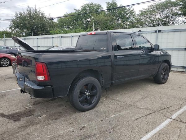 2014 RAM 1500 ST
