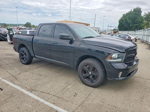 2014 RAM 1500 ST