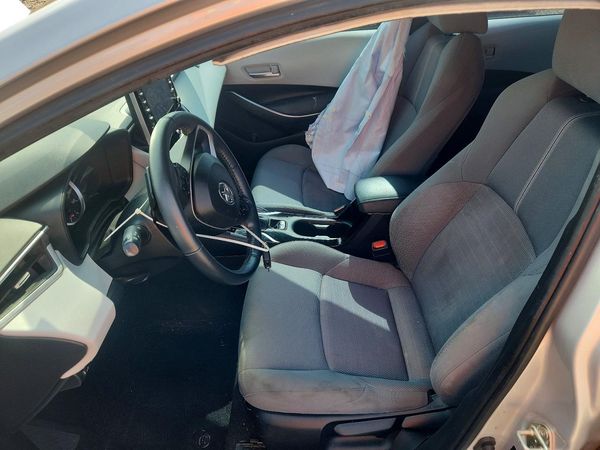 2020 TOYOTA COROLLA SE, CVT