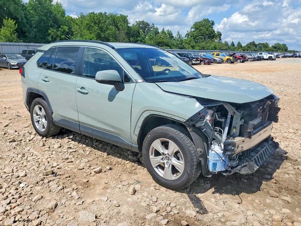 2019 TOYOTA RAV4