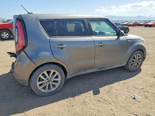 2018 KIA SOUL