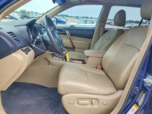 2013 TOYOTA HIGHLANDER Base/Hybrid — DENT