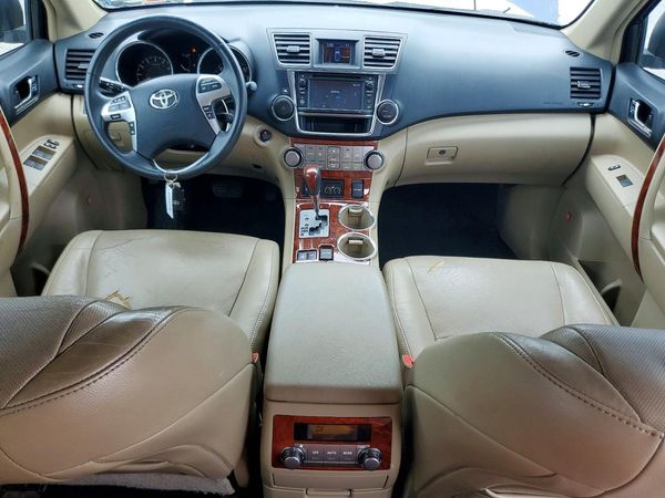 2013 TOYOTA HIGHLANDER Base/Hybrid — CKPT