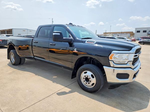 2023 RAM 3500 Tradesman