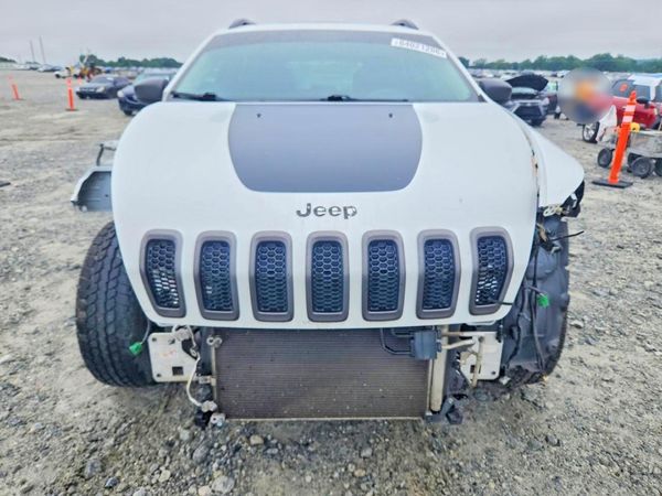 2017 JEEP CHEROKEE TRAILHAWK 4X4