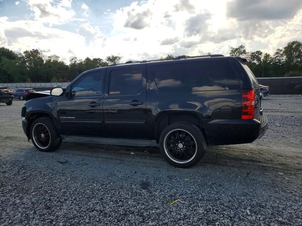 2013 CHEVROLET SUBURBAN LT