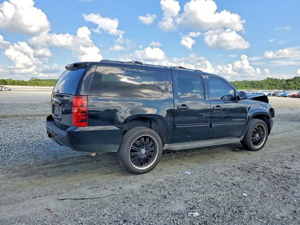2013 CHEVROLET SUBURBAN LT