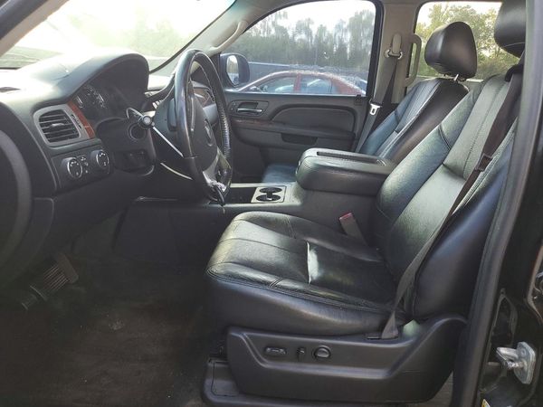 2013 CHEVROLET SUBURBAN LT