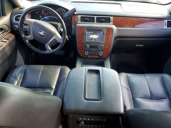 2013 CHEVROLET SUBURBAN LT