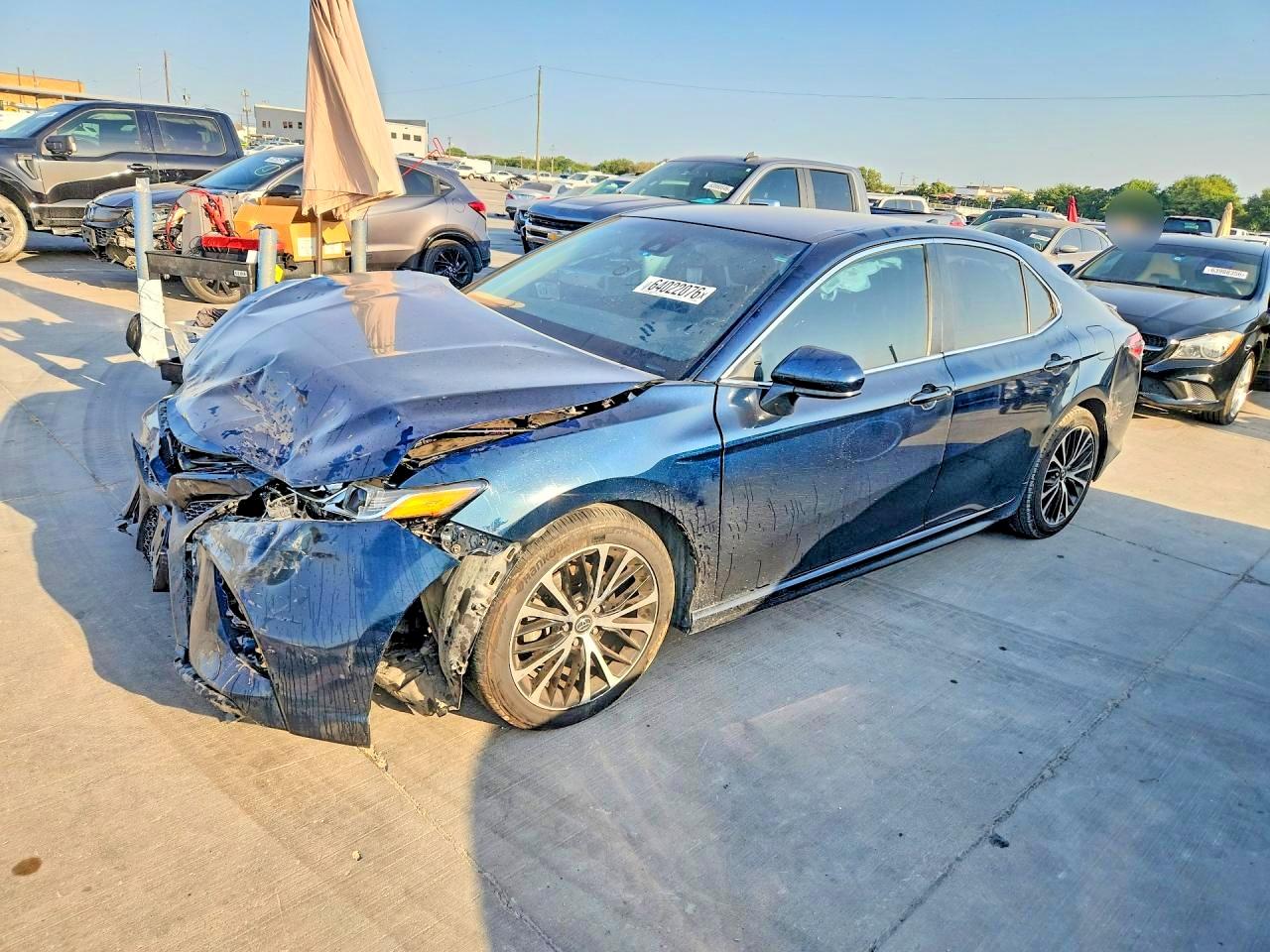 2019 TOYOTA CAMRY