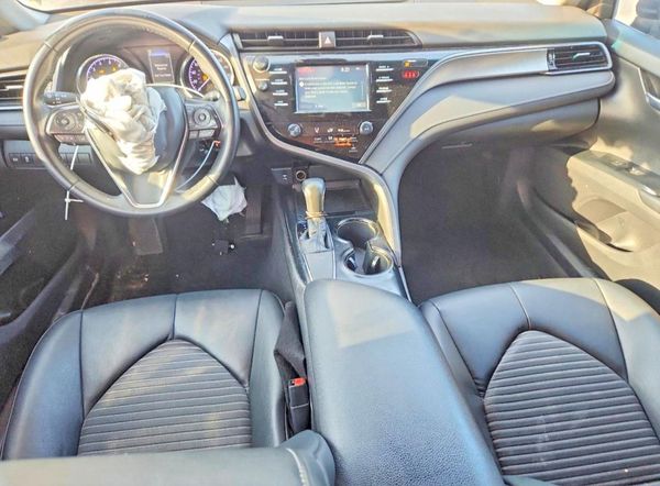 2019 TOYOTA CAMRY