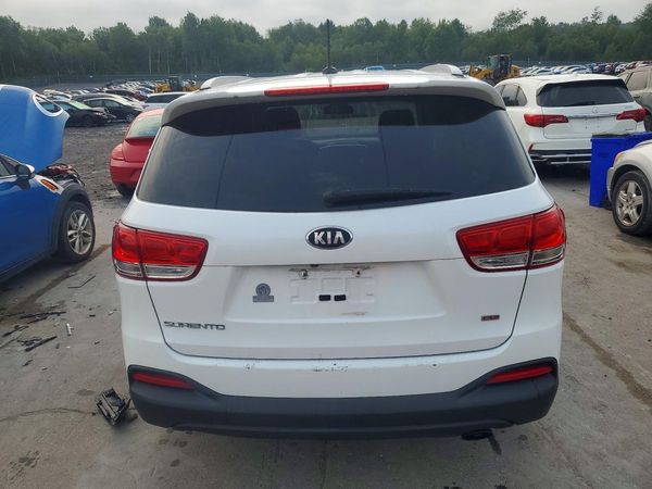 2017 KIA SORENTO L, LX