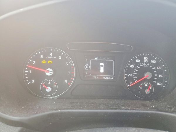 2017 KIA SORENTO L, LX