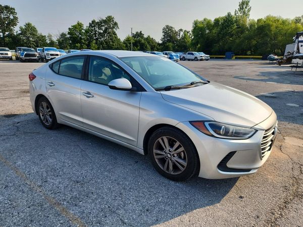 2018 HYUNDAI ELANTRA
