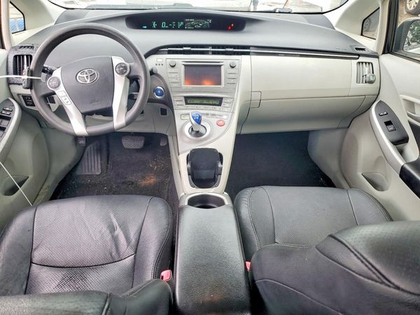 2012 TOYOTA PRIUS