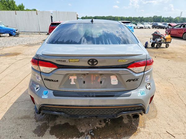 2022 TOYOTA COROLLA SE
