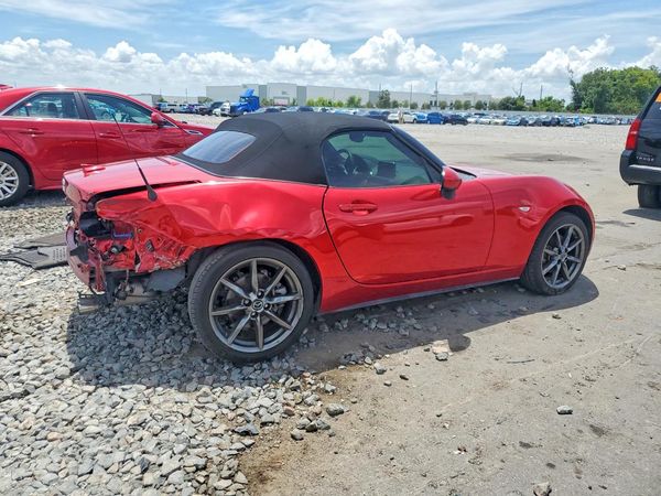2017 MAZDA MX-5 MIATA