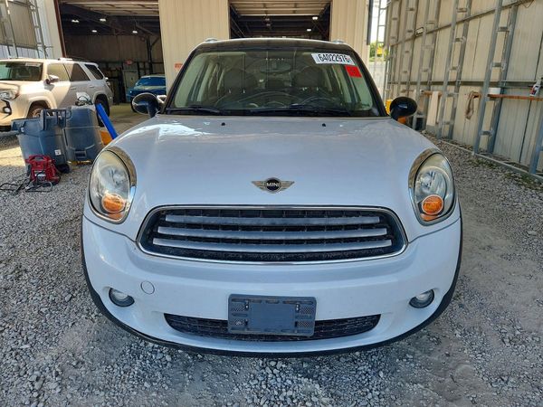 2014 MINI COOPER