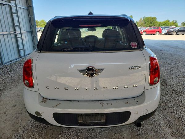 2014 MINI COOPER