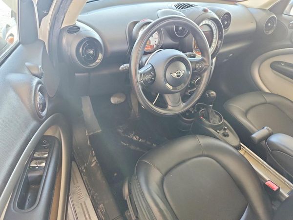 2014 MINI COOPER