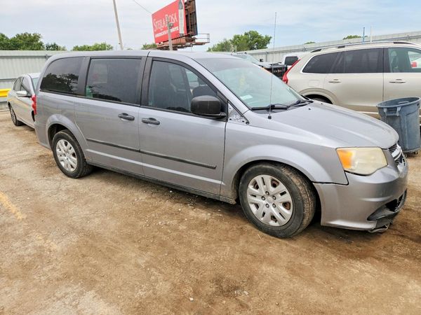 2013 DODGE CARAVAN SE — Passenger 3/4