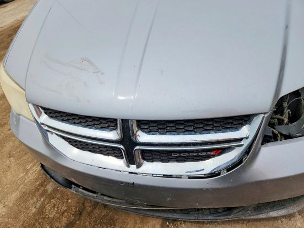 2013 DODGE CARAVAN SE — Engine bay