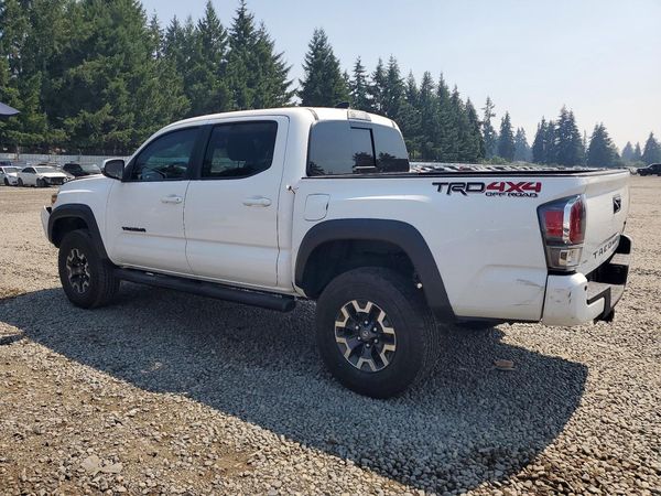 2020 TOYOTA TACOMA SR5