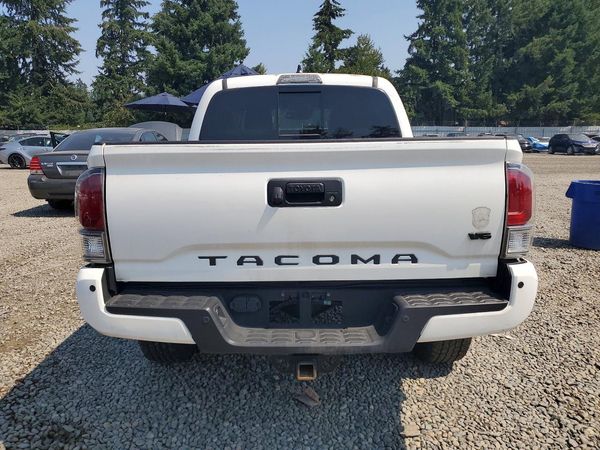 2020 TOYOTA TACOMA SR5