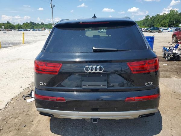 2018 AUDI Q7 quattro Prestige