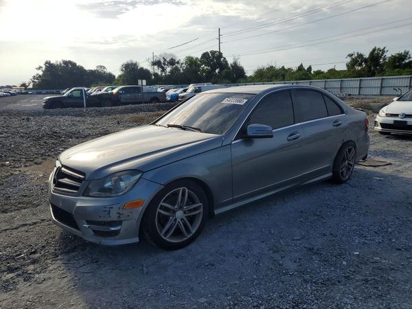 2014 MERCEDES-BENZ C