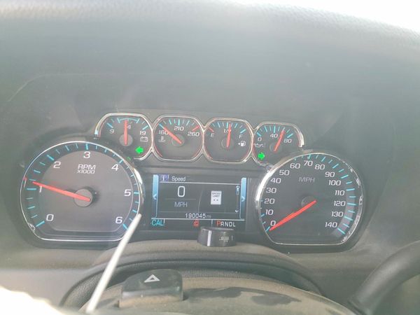 2019 CHEVROLET SUBURBAN LT