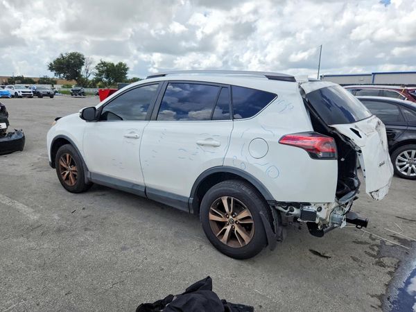 2018 TOYOTA RAV4 Adventure/XLE