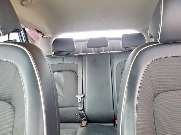 2023 HYUNDAI VENUE SEL, Limited