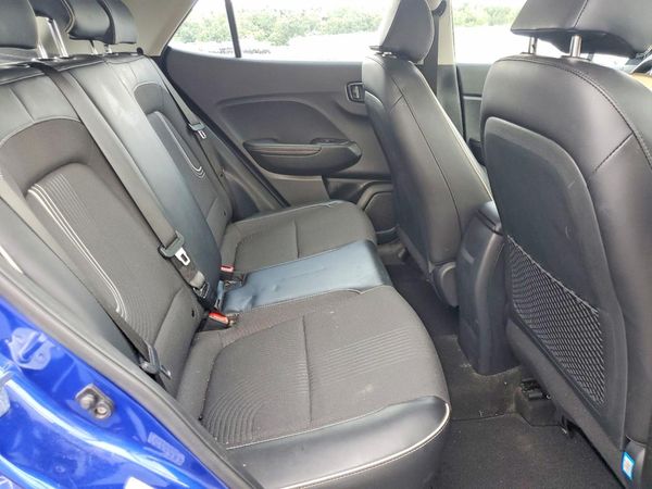 2023 HYUNDAI VENUE SEL, Limited
