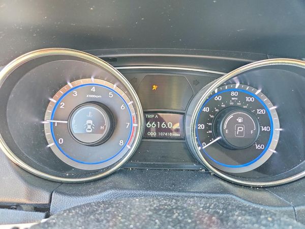 2012 HYUNDAI SONATA