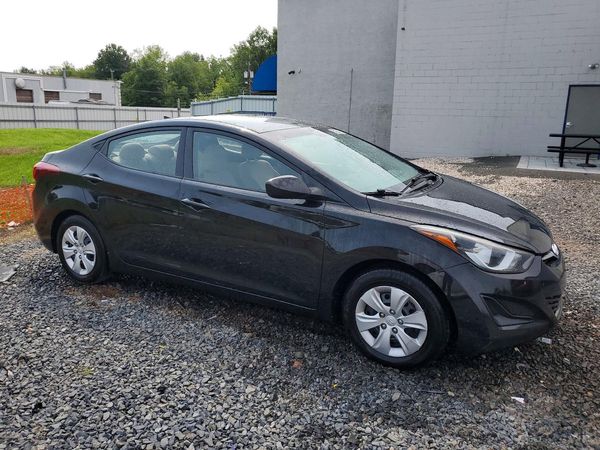 2016 HYUNDAI ELANTRA