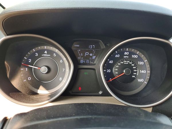 2016 HYUNDAI ELANTRA