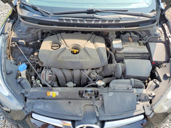 2016 HYUNDAI ELANTRA