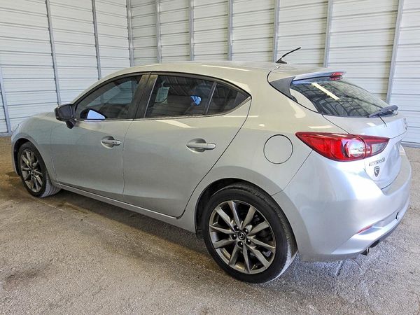 2018 MAZDA 3 Touring