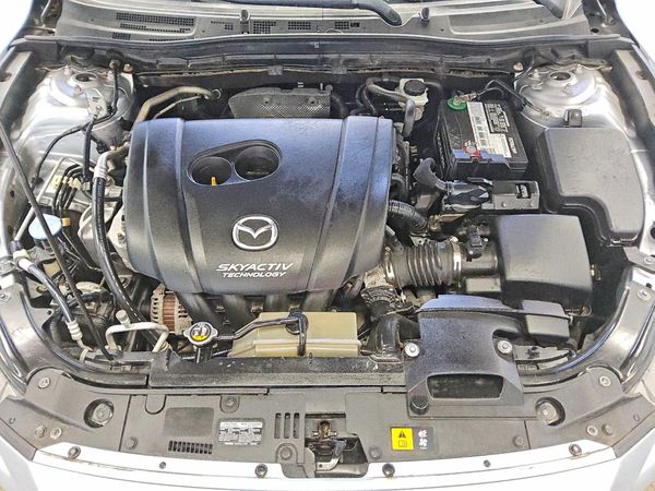 2018 MAZDA 3 Touring