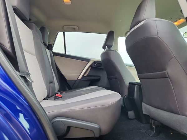 2015 TOYOTA RAV4 LE (X Grade)