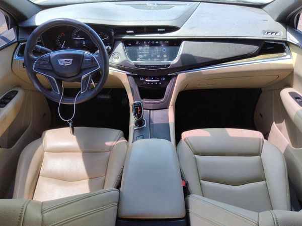 2018 CADILLAC XT5